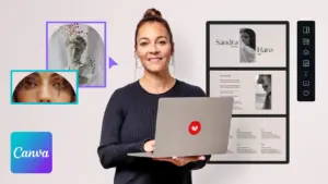 Mujer sonriente usando ordenador portátil con Canva.