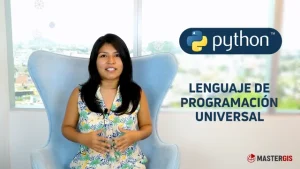 Mujer hablando sobre Python, lenguaje de programación universal.